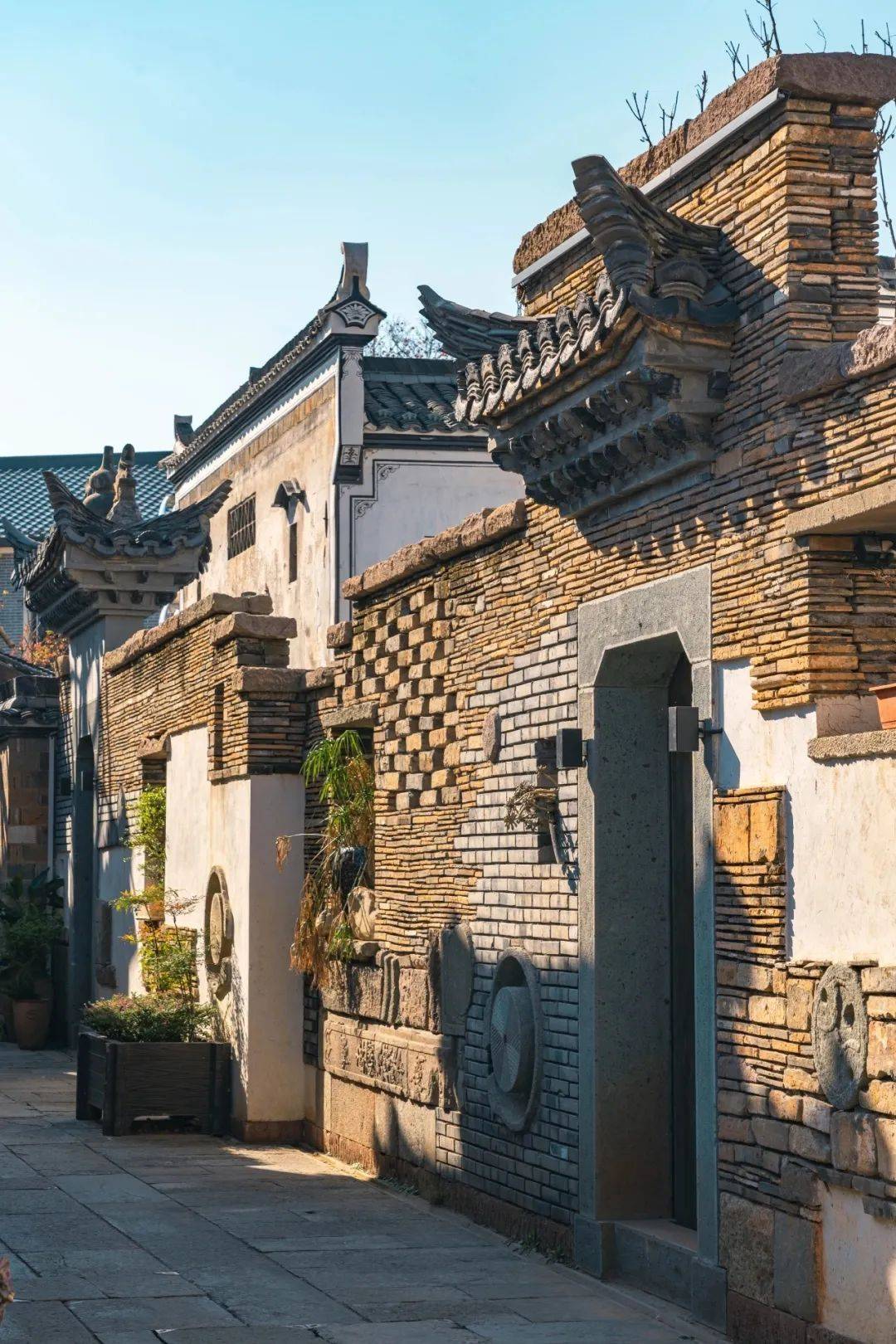 好看好玩好出片关于龙游这座城的轧马路指南