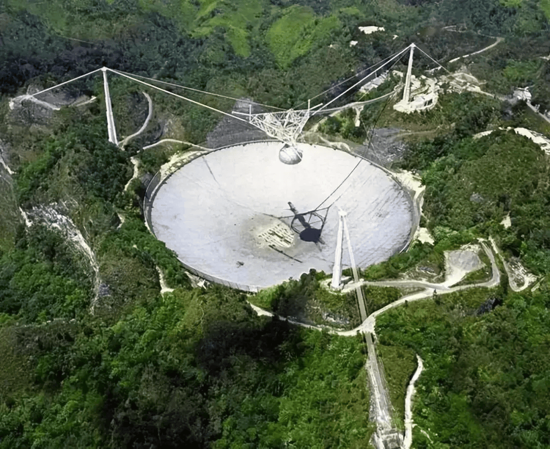 太可惜了耗资26亿的天眼射电望远镜如今已经沦为垃圾场