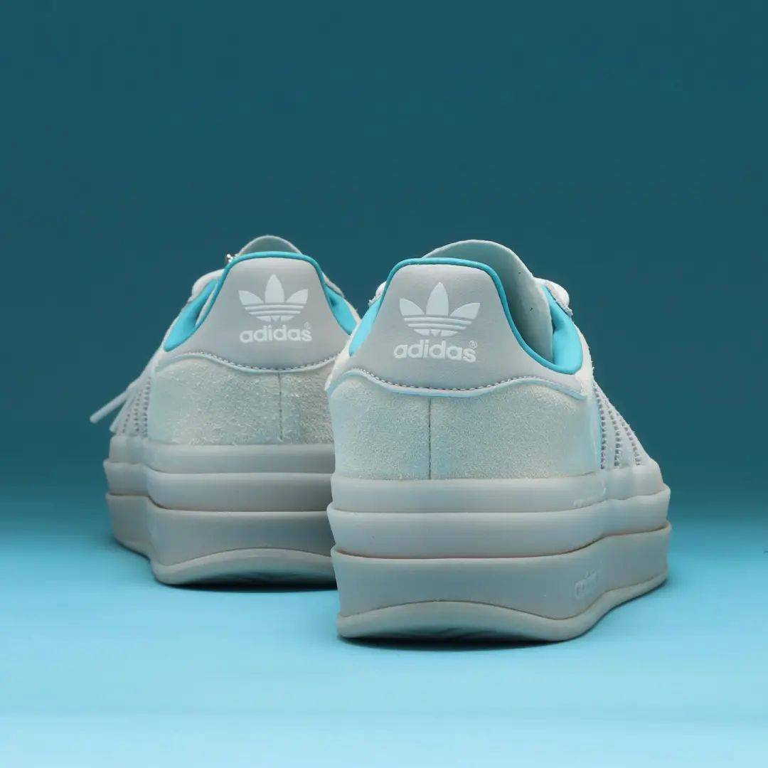 有sacai那味儿了升级版gazelle新配色集中曝光