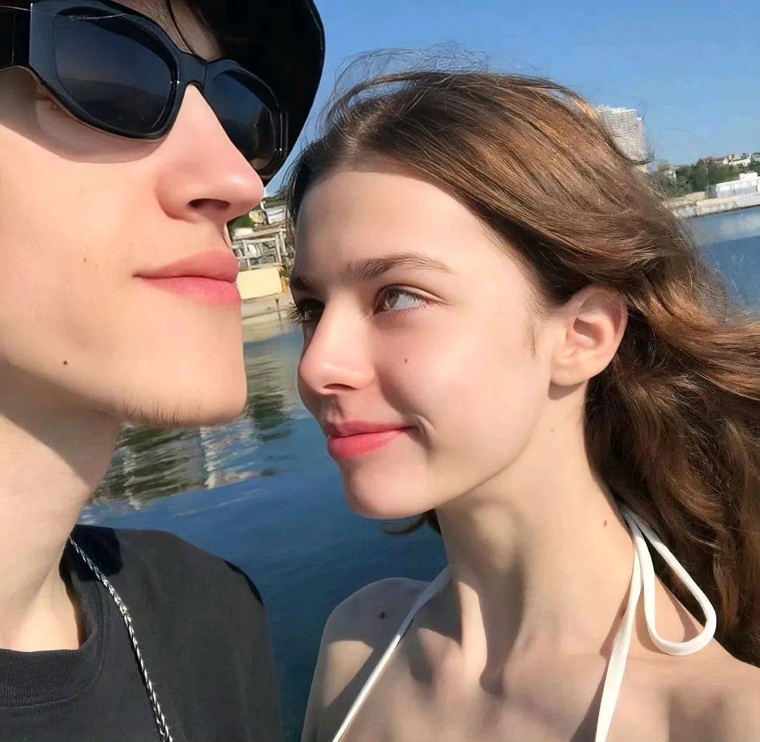 情侣头像丨爱到心坎里的情侣头像