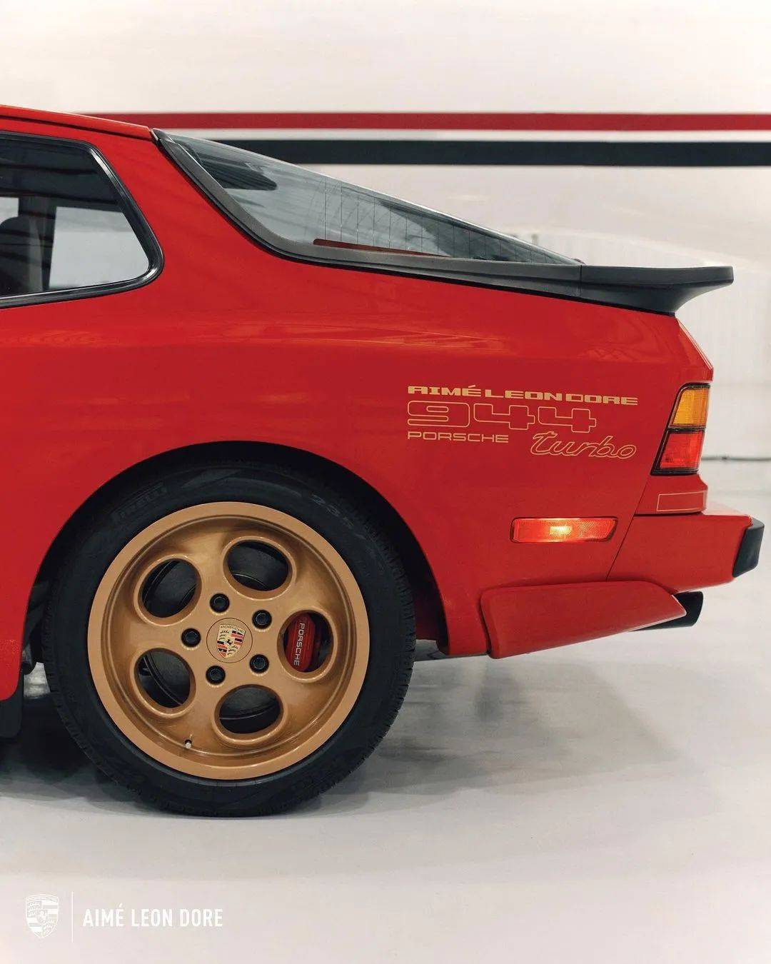 bornxraised携手法甲豪门stüssy春季墨镜系列bvlgari首位皮具总监