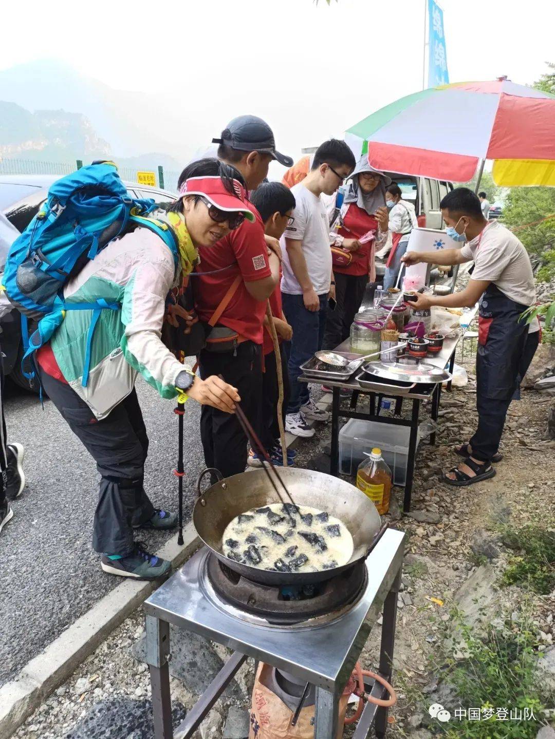 旅行让生活更美好山水有情为爱徒步庆祝中国梦登山队成立十周年征文