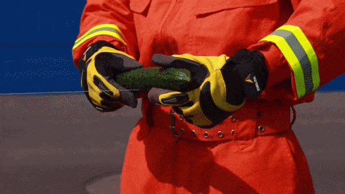 去公园,广场的商丘人,赶紧看!_风筝_孩子_风力