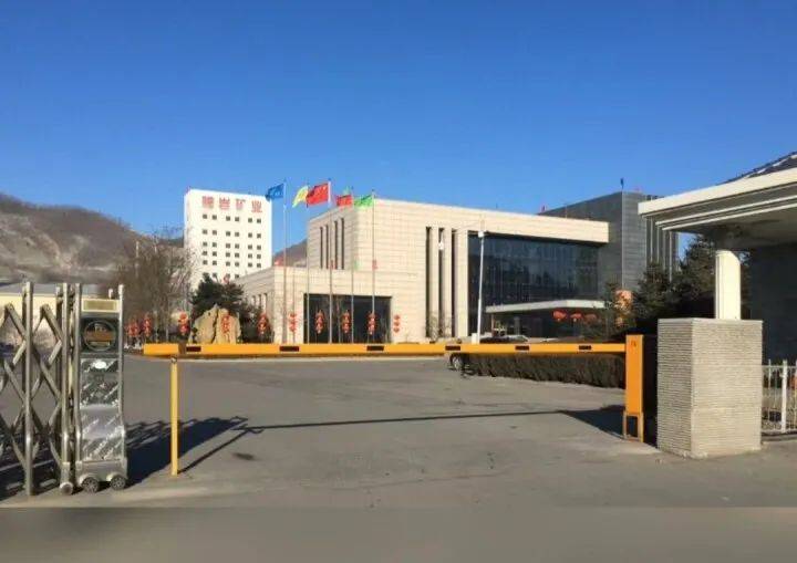丨岫岩人居环境整治:让政府主战 企业助战 群众参战_工作_偏岭镇_发展