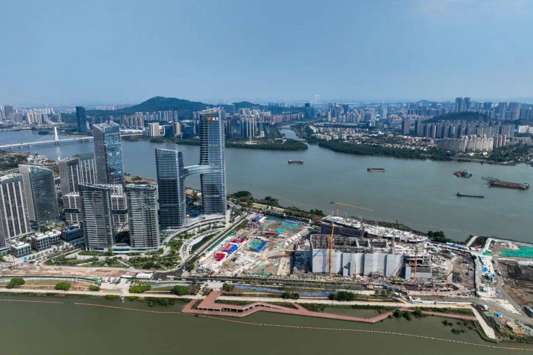 靓爆镜南沙明珠湾这个地标建筑主体结构已全面封顶预计明年建成