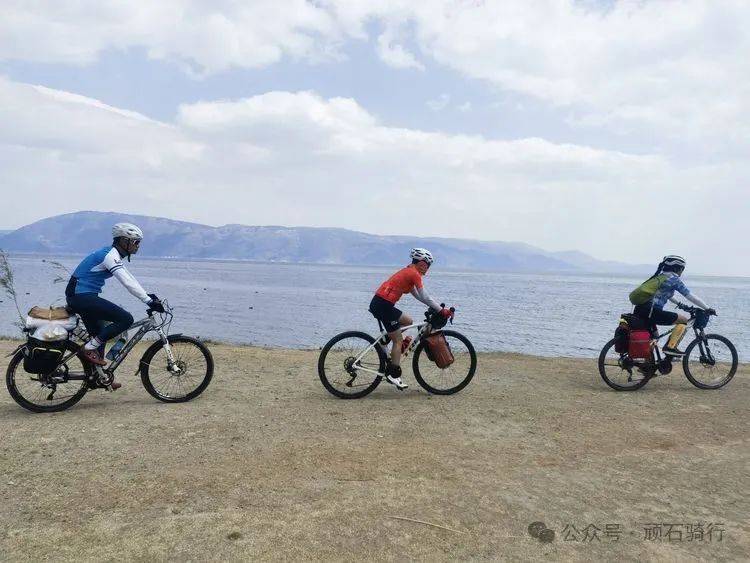 环苍山之西湖洱海