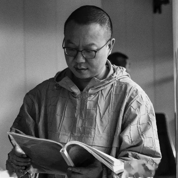 新书分享会丨莫莉和森克中国智能科技商战版克拉拉与太阳