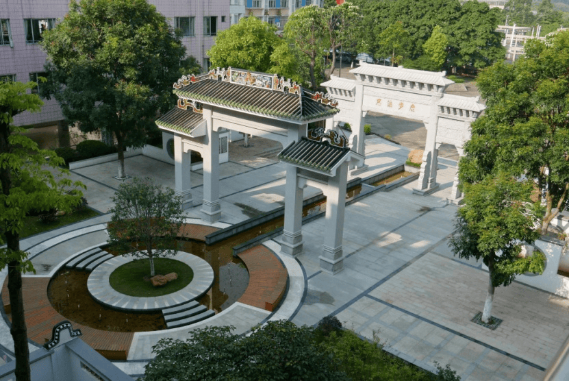 南村中学欢迎您