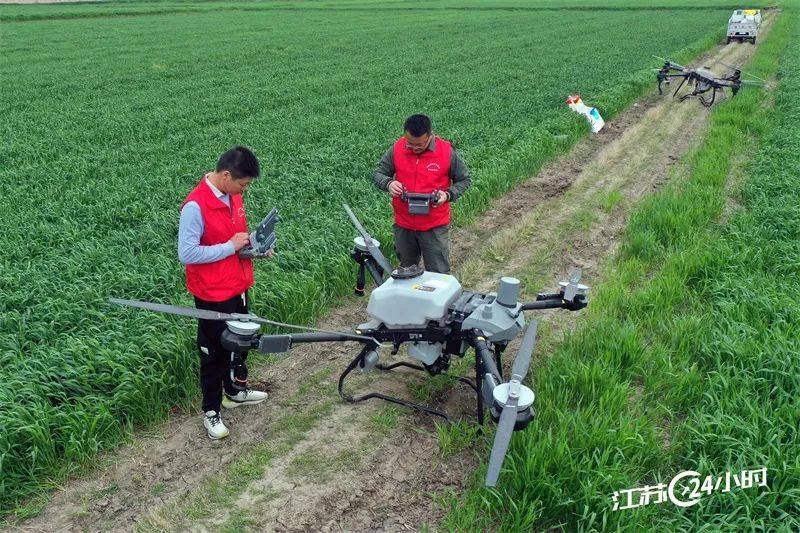 江苏24小时苏州全国先进技术成果转化大会开幕