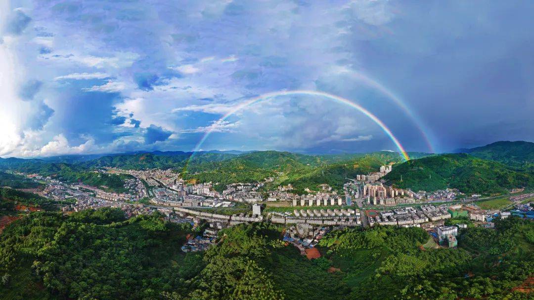 一天一点普洱3072这里是双胞之家双生之城墨江