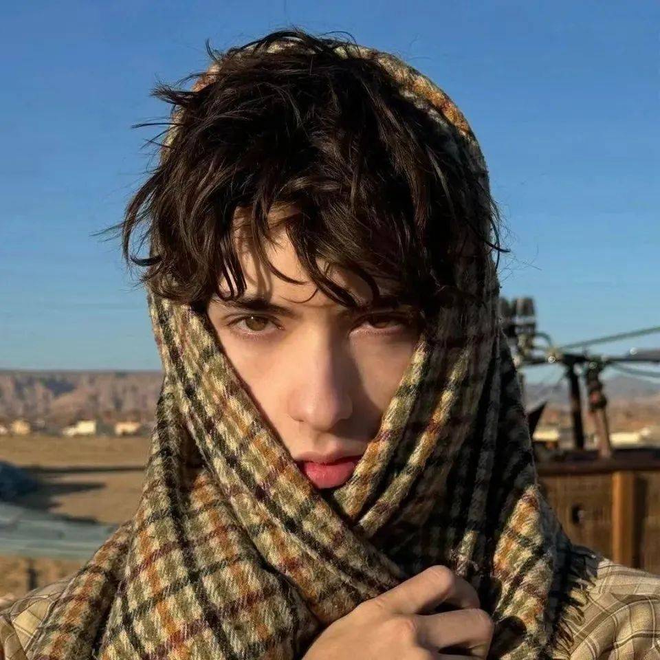 新颖头像热爱万象爆炸开心