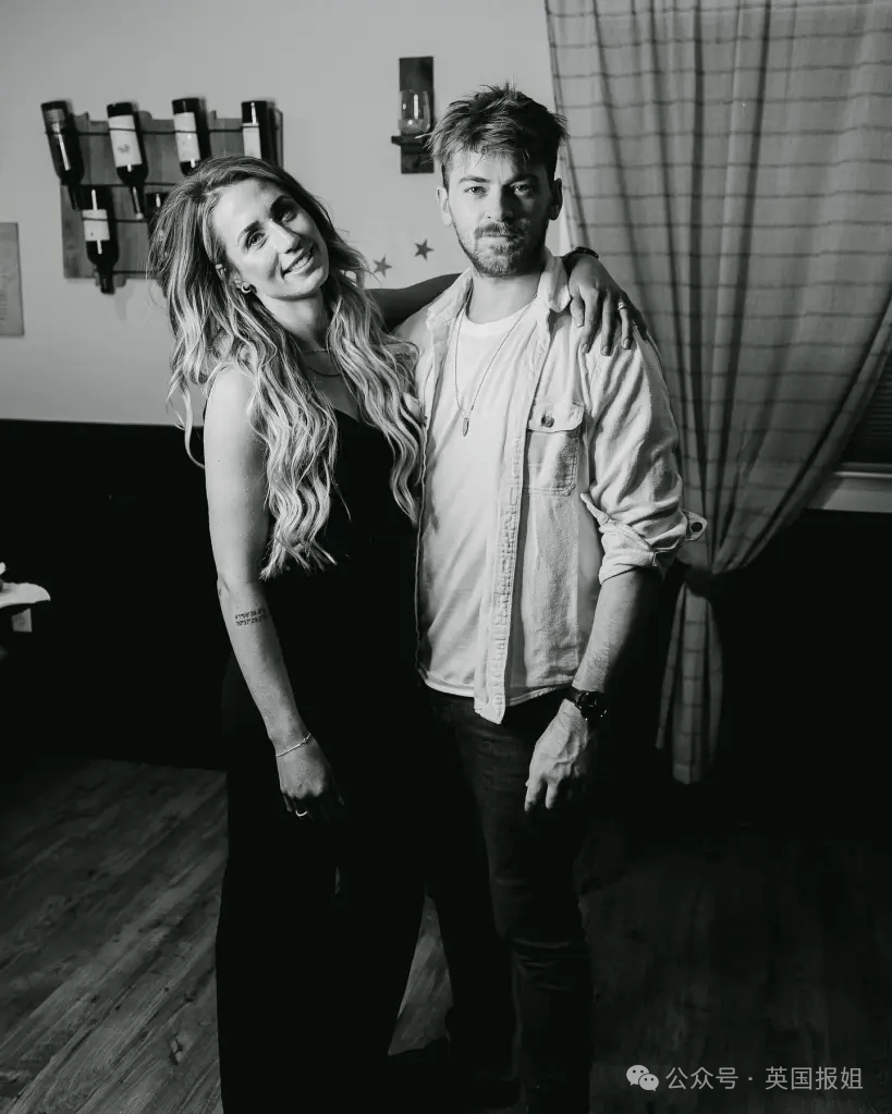 全美网友接力抓渣男大戏超精彩丈夫寻欢作乐抛妻弃女消失1年网友赛博