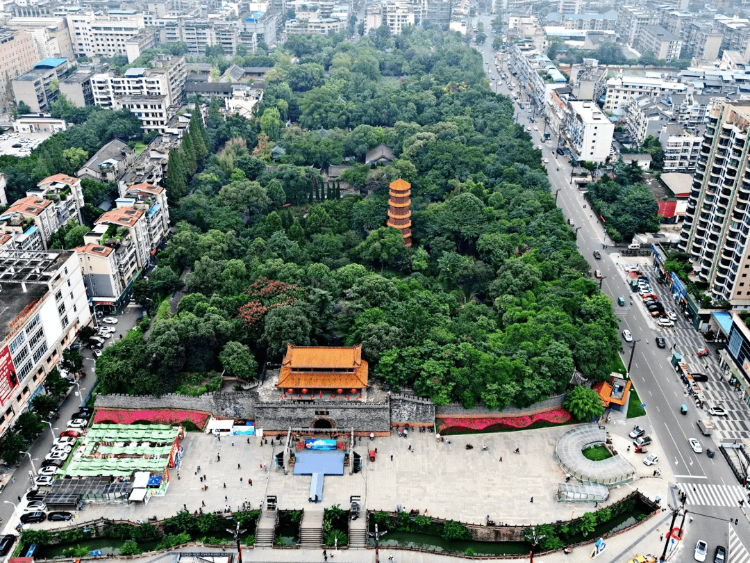 外观靓的标准,广汉市重点对三星堆博物馆,易家河坝乡村旅游区,房湖