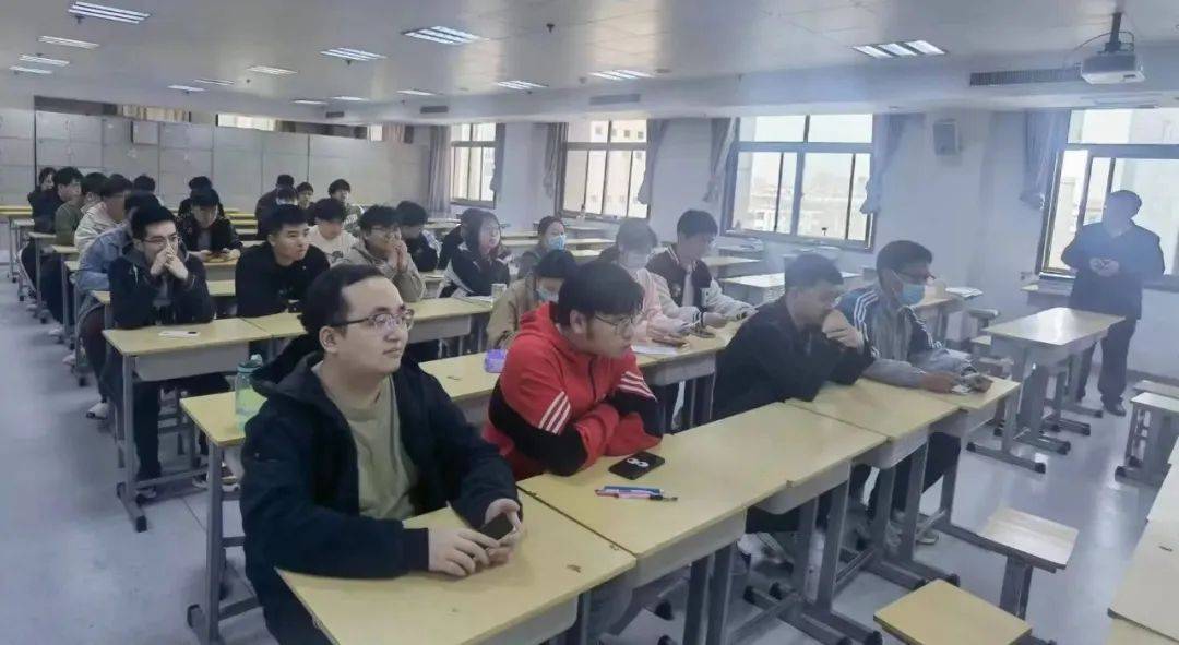 教学 | 河南理工大学第一附属医院举办住培政策宣讲会