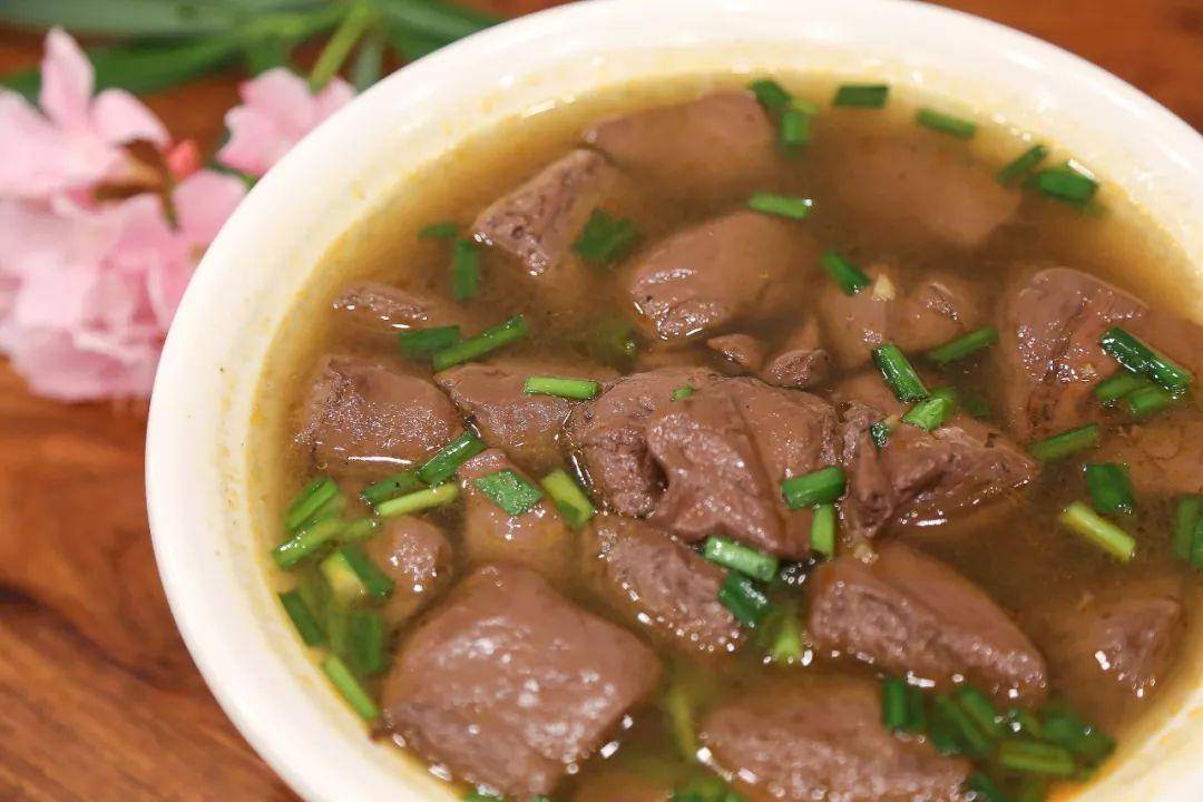 春天打了个饱嗝韭菜味儿的