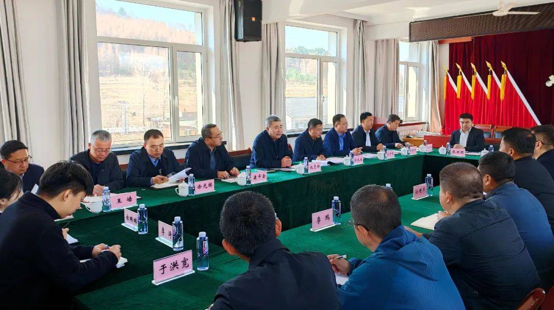 4月9日,县委书记倪志新深入步达远镇,青山沟镇,太平哨镇和大西岔镇