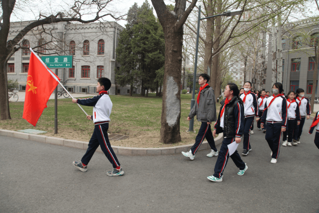 后南仓小学文明校园创建铭记历史缅怀英烈后南仓小学清明节主题教育