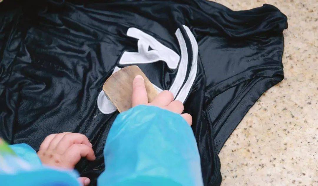 这家徐州幼儿园因孩子自己杀鱼烙饼炒菜而走红全网是时候谈谈劳动教育