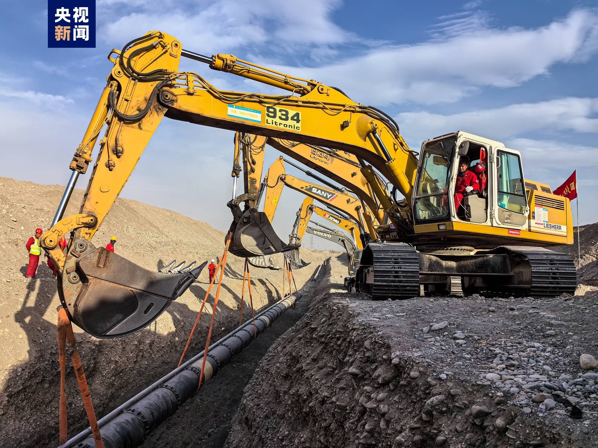 项目建成后将惠及南北疆24个县市和新疆生产建设兵团52个团场1100万