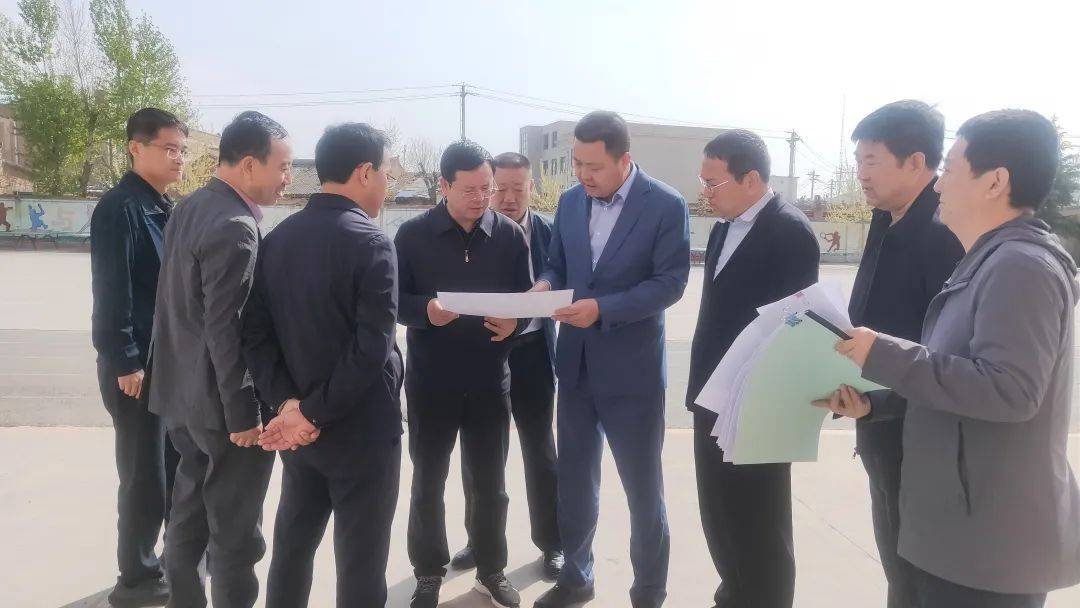 姚振杰调研指导白马铺镇教育领域项目建设情况