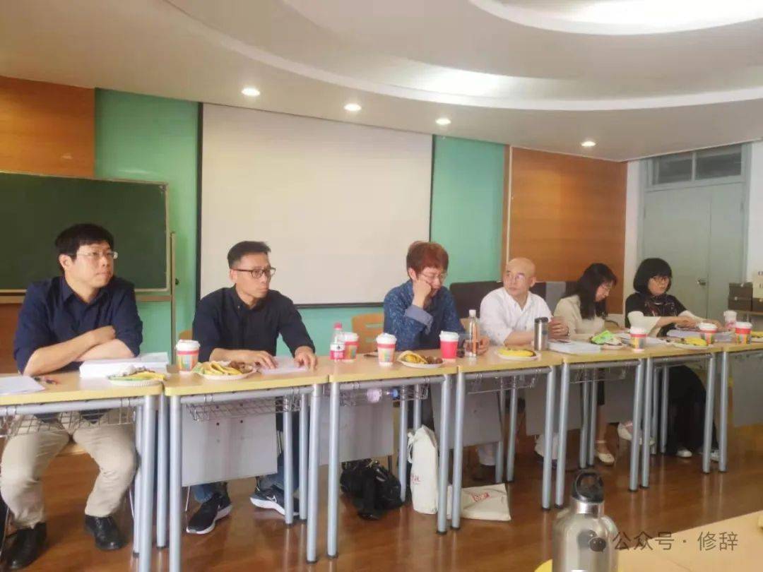 冰马同济大学创意写作专硕学位论文的摘要和致谢词