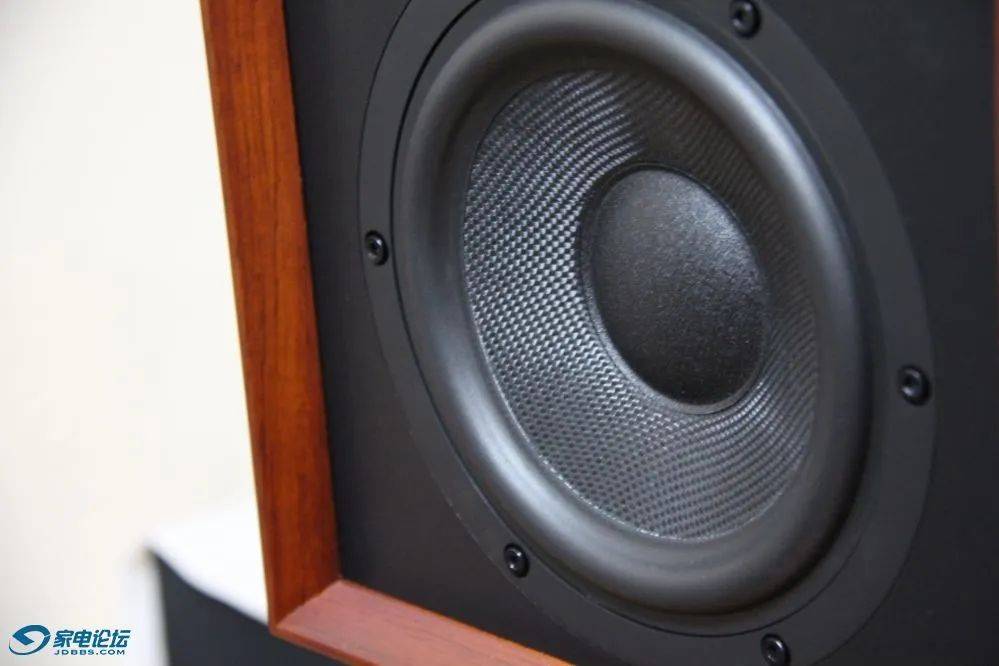 声音温暖厚实古朴优雅的平价音乐小精灵乐富豪superdenton85周年纪念