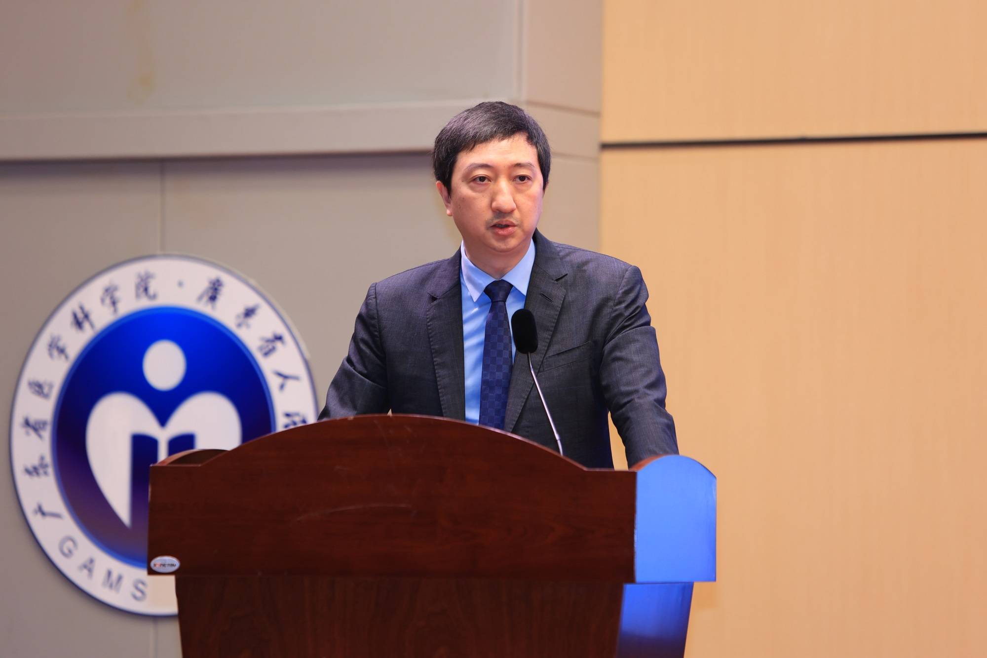 又一类早期肺癌有望治愈广东专家团队找到钻石突变新疗