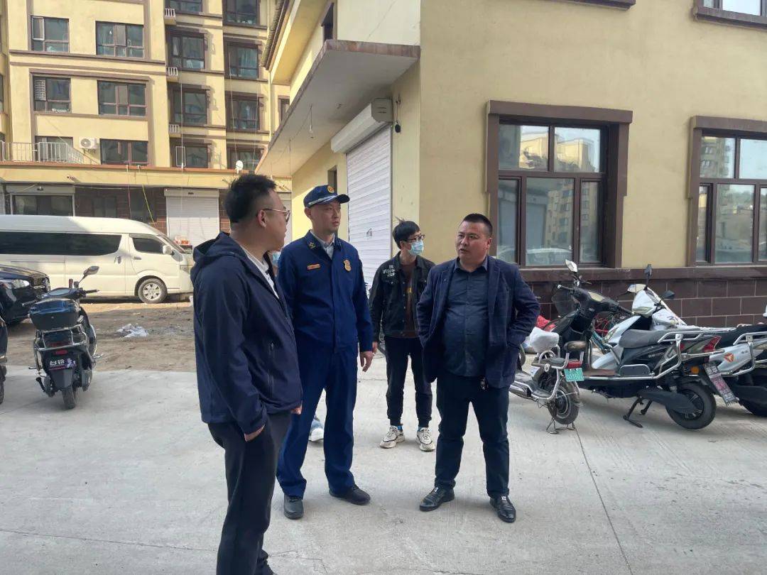 东宁大队联合住建局开展高层小区电动车消防安全专项整治工作