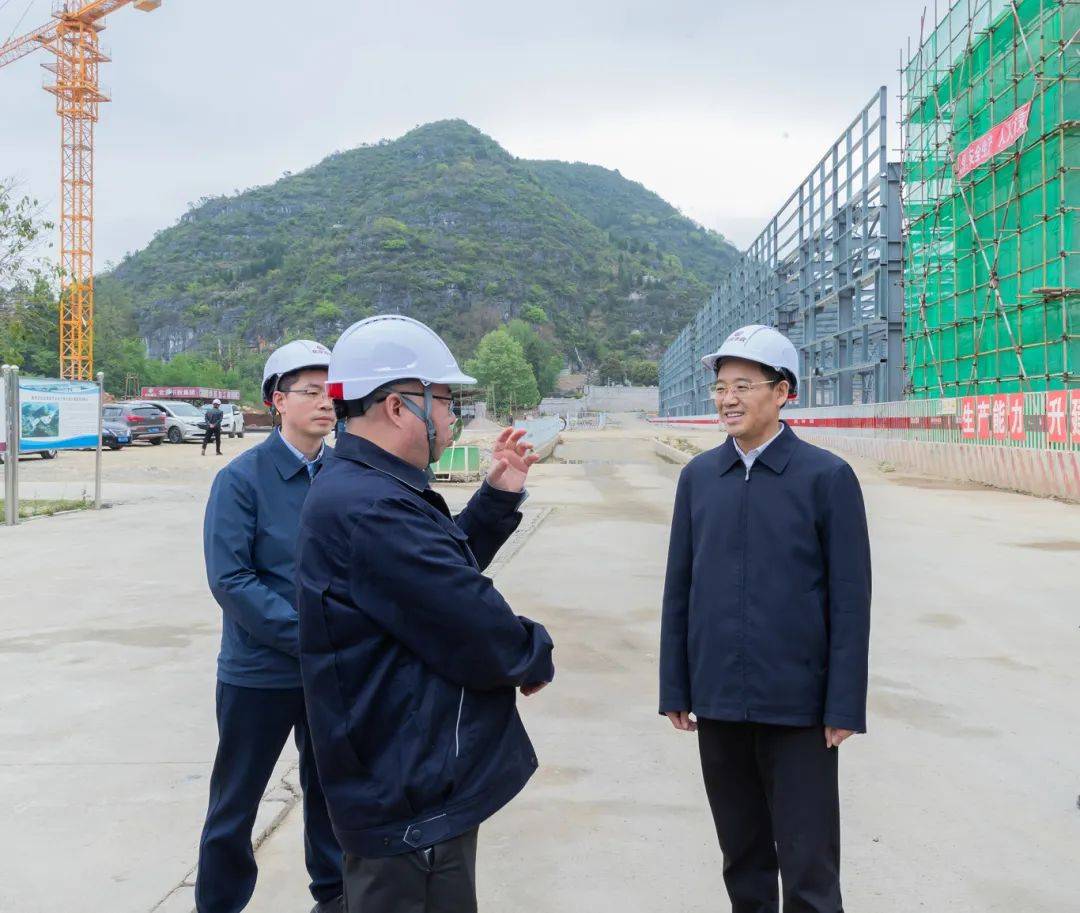 尹恒斌调研航空产业发展情况