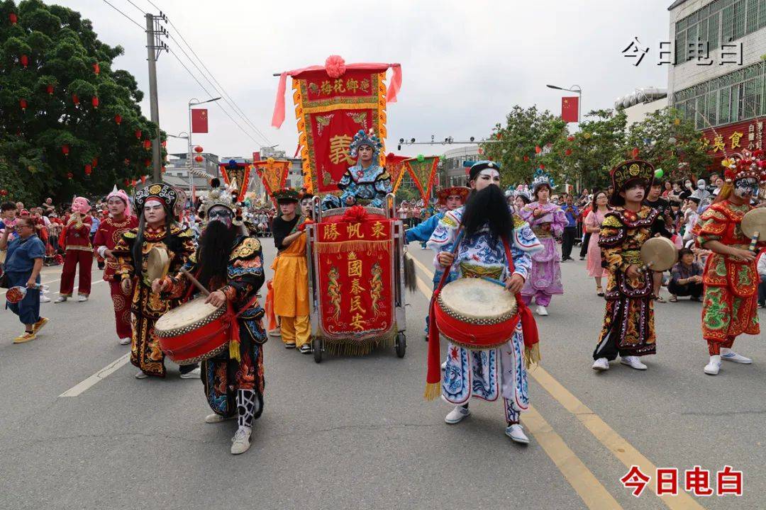 沙琅镇三月三盛况空前近十万游客共襄文化盛宴