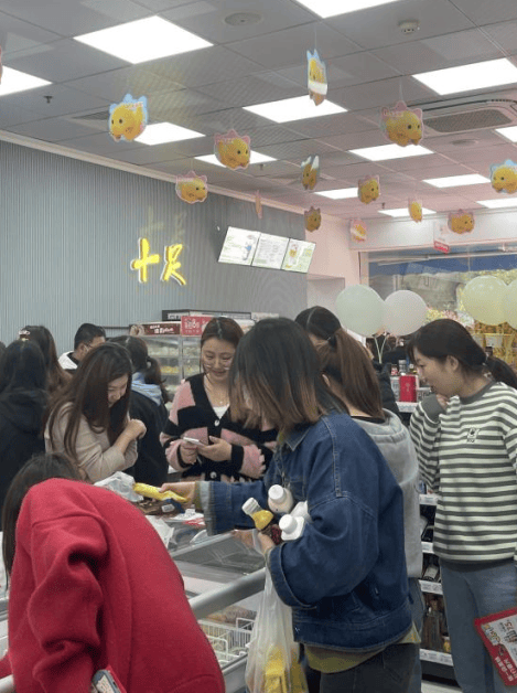 服务给大家提供了十足便利店附近有一家便利店那是非常重要早上赖床