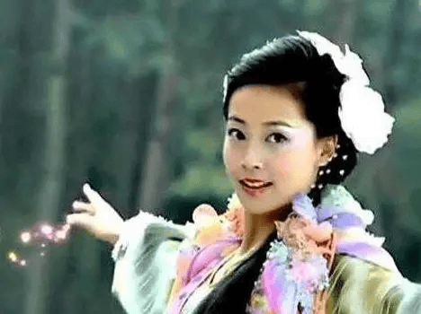 后来得知张卫健他老婆就是当年的沐剑屏,没忍住又去看了好几遍.