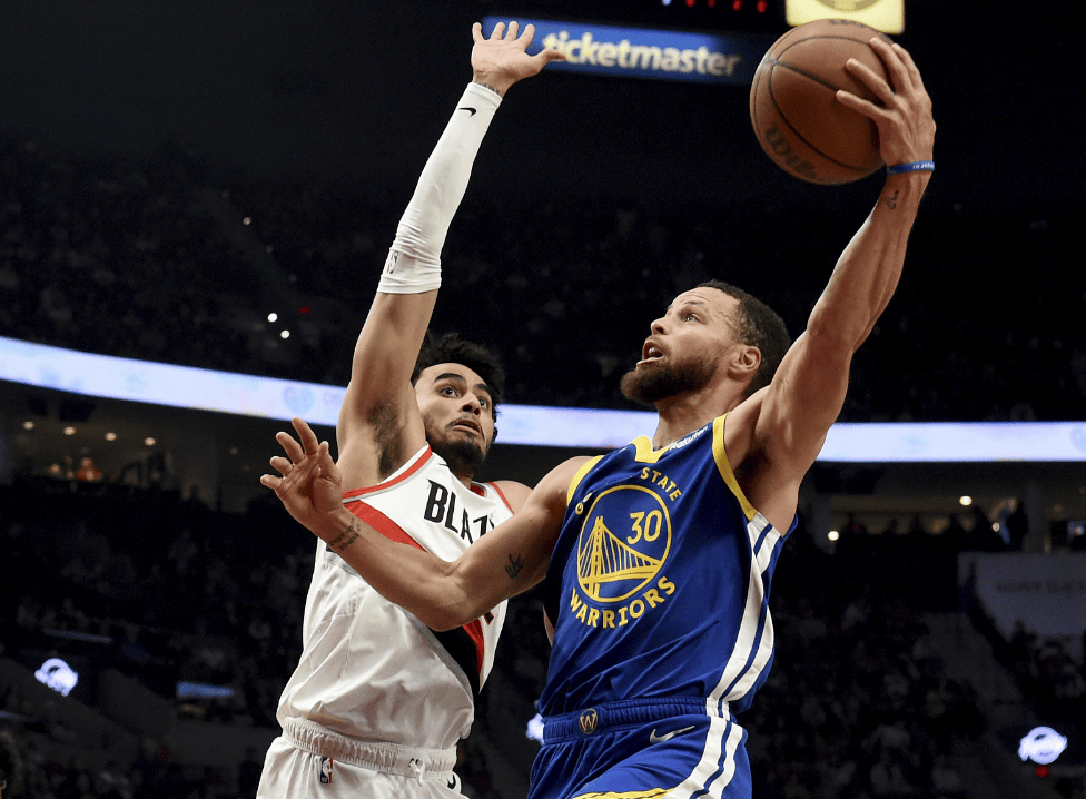 库里22投22分仍赢球勇士反超湖人升至西部第九双塔7封盖成奇兵