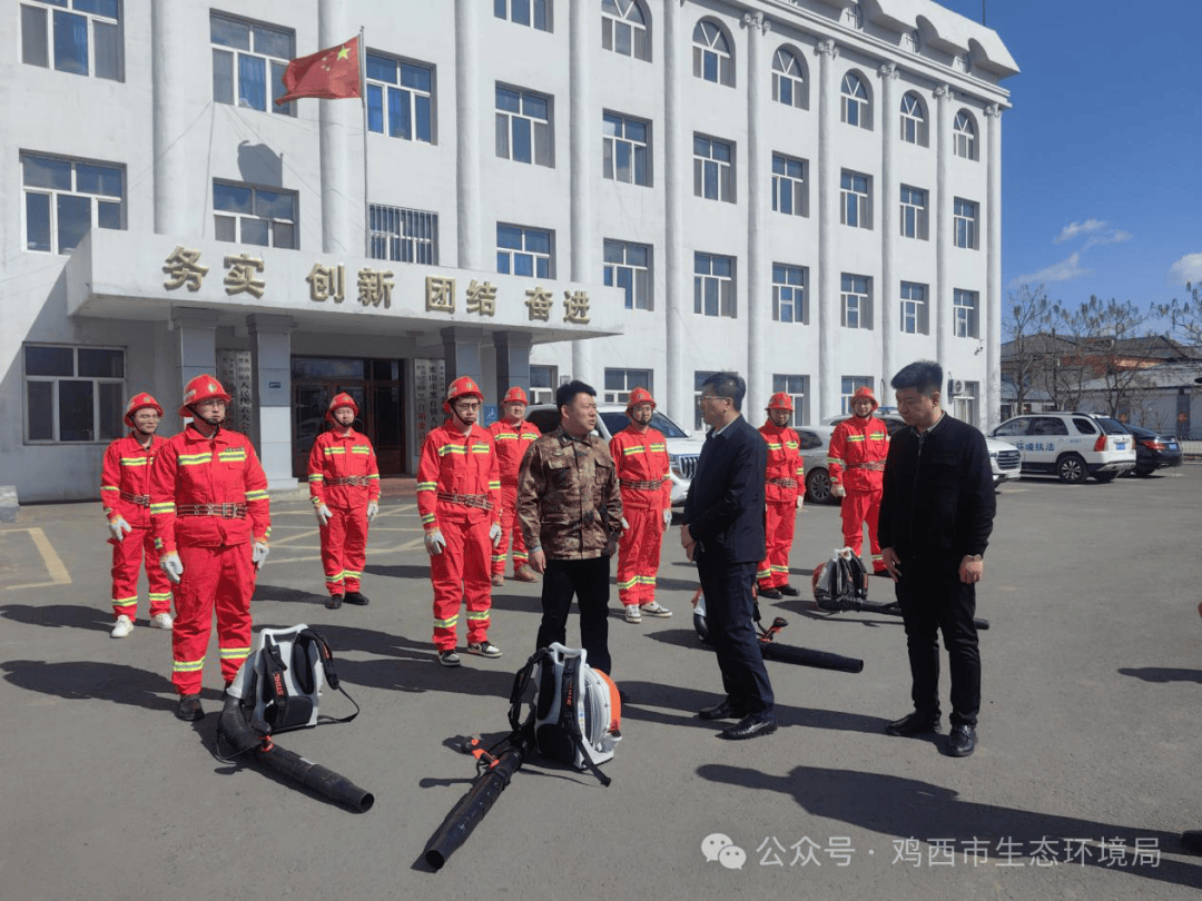 鸡西市密山生态环境局联合公安执法深入黑台镇督导检查清明节期间秸秆