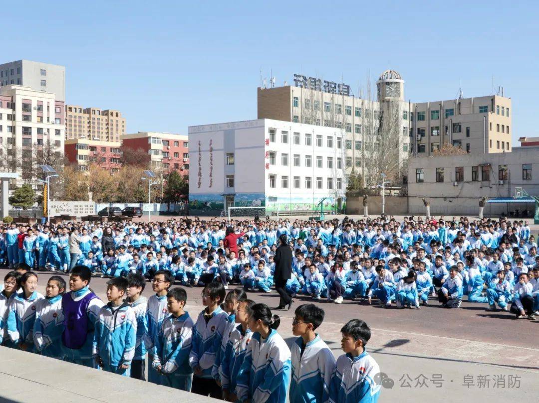 蒙古族实验小学图片图片