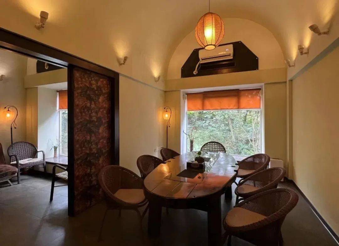 读书,品茶,发呆,倾谈听一场禅乐养生现场音乐会民宿地址:杜马禅园景点