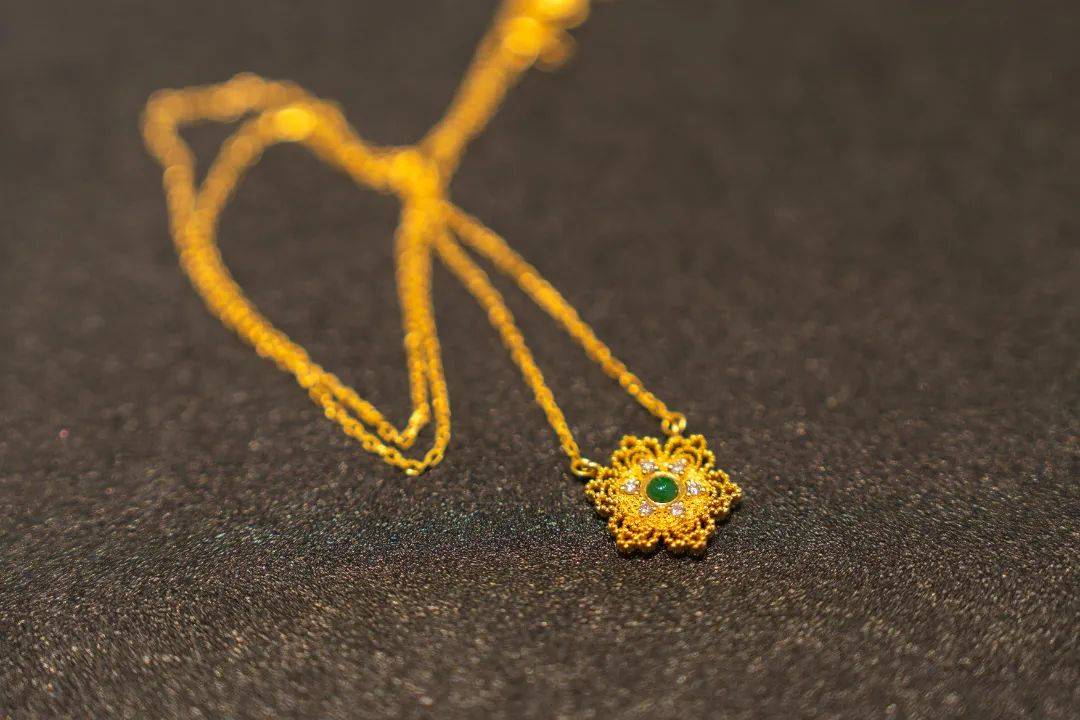 06银饰品满1000元减400元买黄金,买放心!认准扬州老字号天元金店!