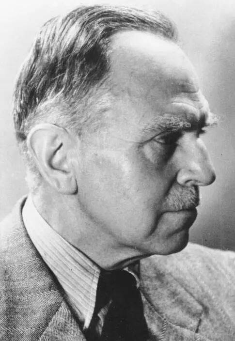 二战时期德国日本和苏联都有原子弹计划为何只有美国成功