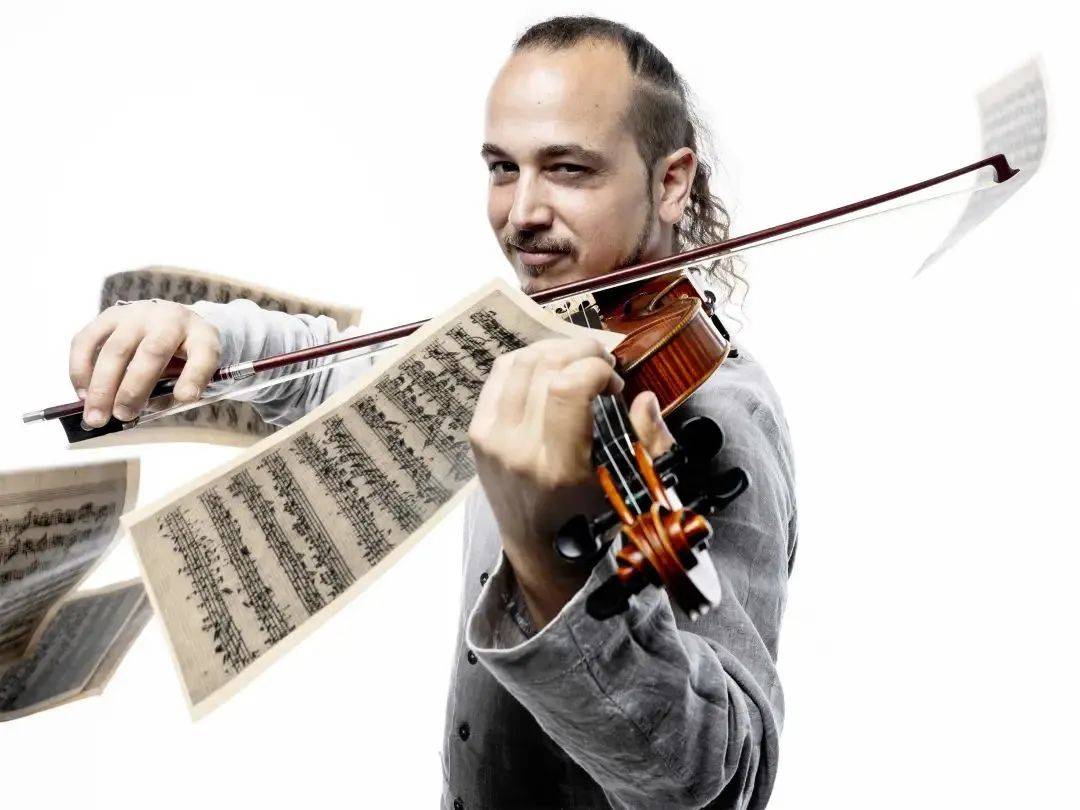 当钢琴吉他和弗拉门戈舞蹈相遇没有人能抵挡住西班牙之声