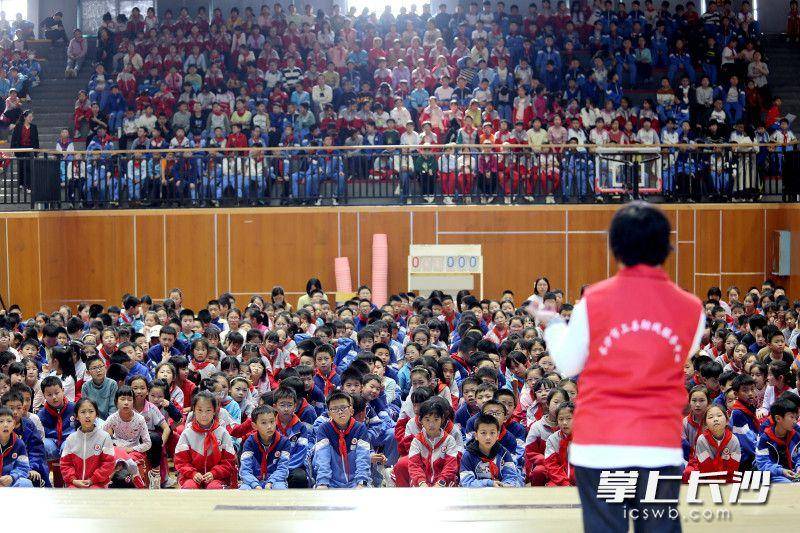 珍惜生命,欣赏生命,保护生命,12日下午,明德麓谷学校邀请来自湖南湘江