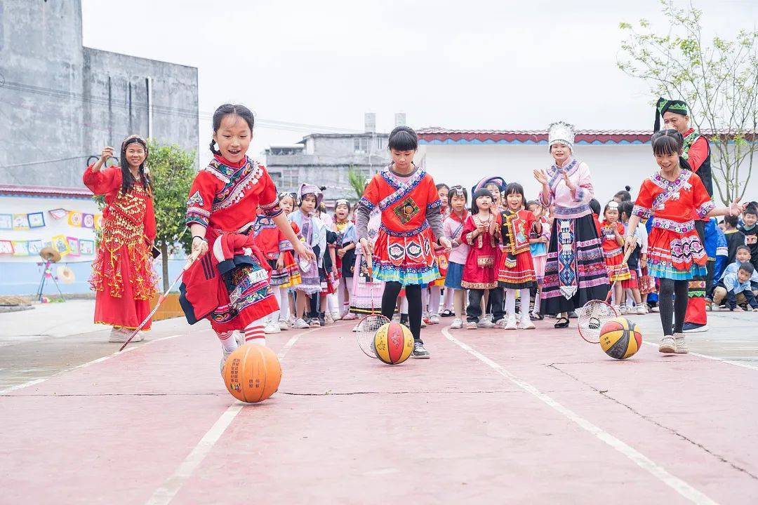 玉林市城西中心小学图片