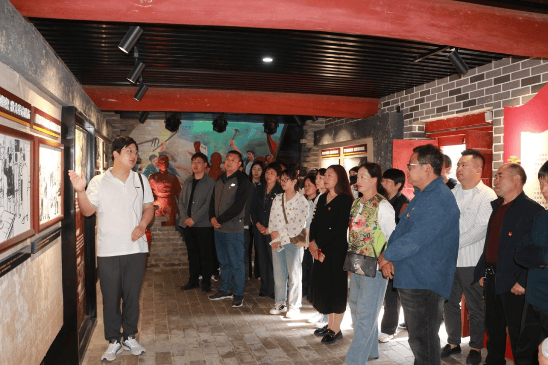 基层动态长葛市石固镇组织经济普查两员和企业统计人员开展党史学习