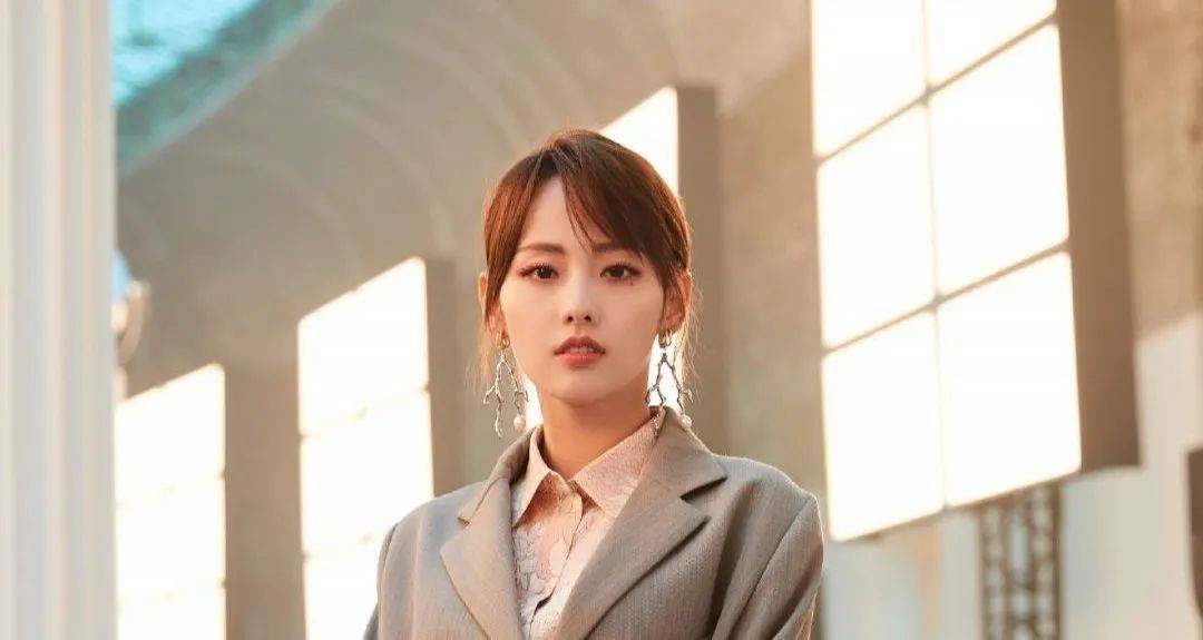 短外套长裤高瘦美小个子就这么穿