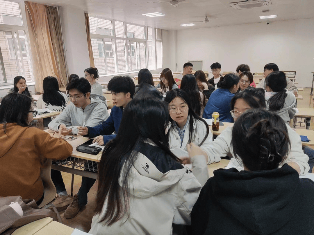 国家安全青春挺膺丨西安培华学院召开守护国家安全青春