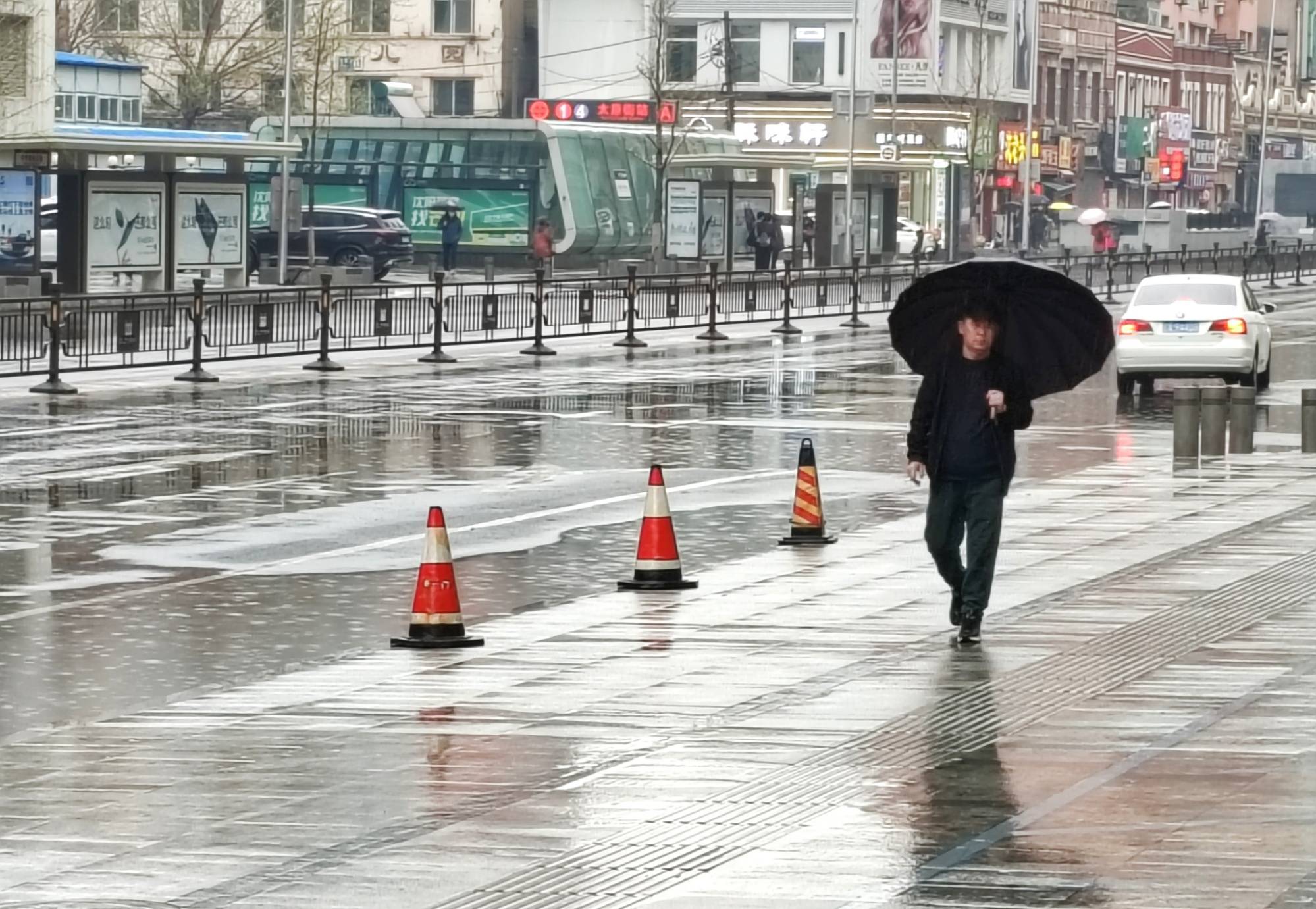 8城市降大雨辽宁春播首场透雨来了