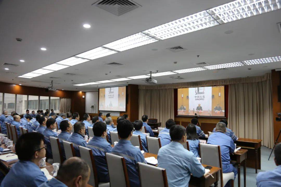 集团公司党组组织部副部长,人力资源部副总经理,党组编制办副主任董烨