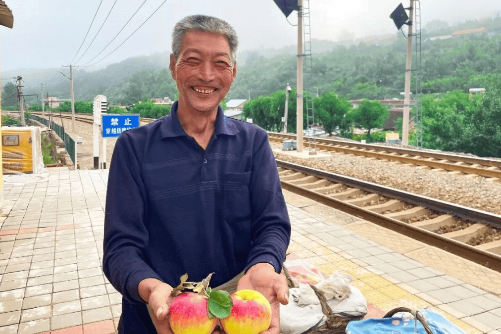 幸福慢车为幸福加油