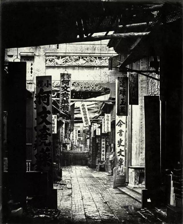 从光孝寺远眺六榕寺广州番坊中的寺庙(一)广州番坊中的寺庙(二)广州