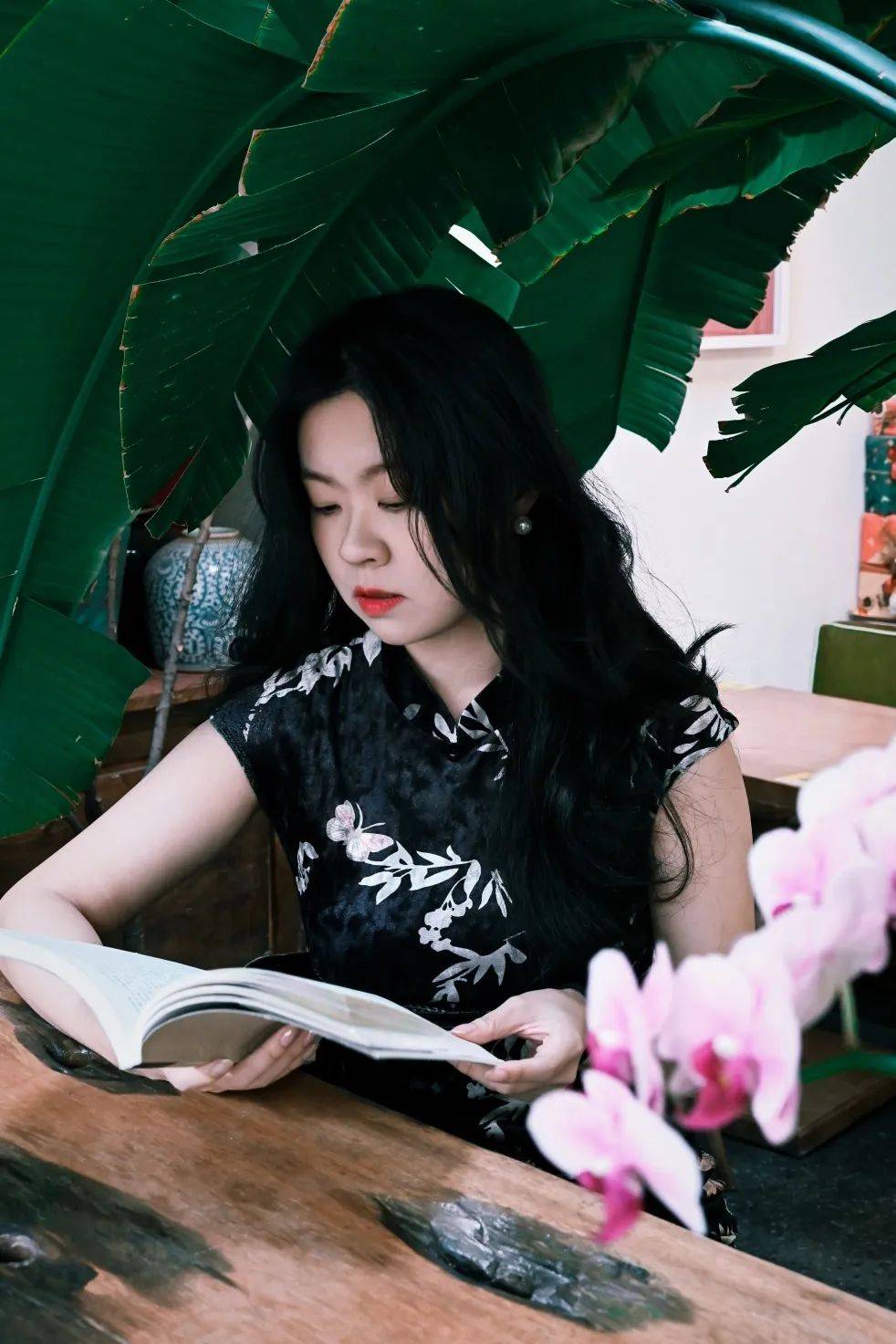 五四歌会文案丨李硕 关佳慧 李韵依摄影丨黄心然 马天伊妆造丨李硕