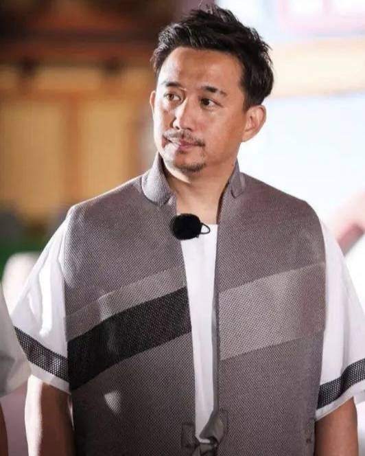原创该张颂文王阳大火后叔圈坐不住了黄磊接受采访坦言无戏可拍